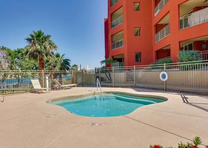 Step-free Bullhead W/ Balcony! Bullhead City
